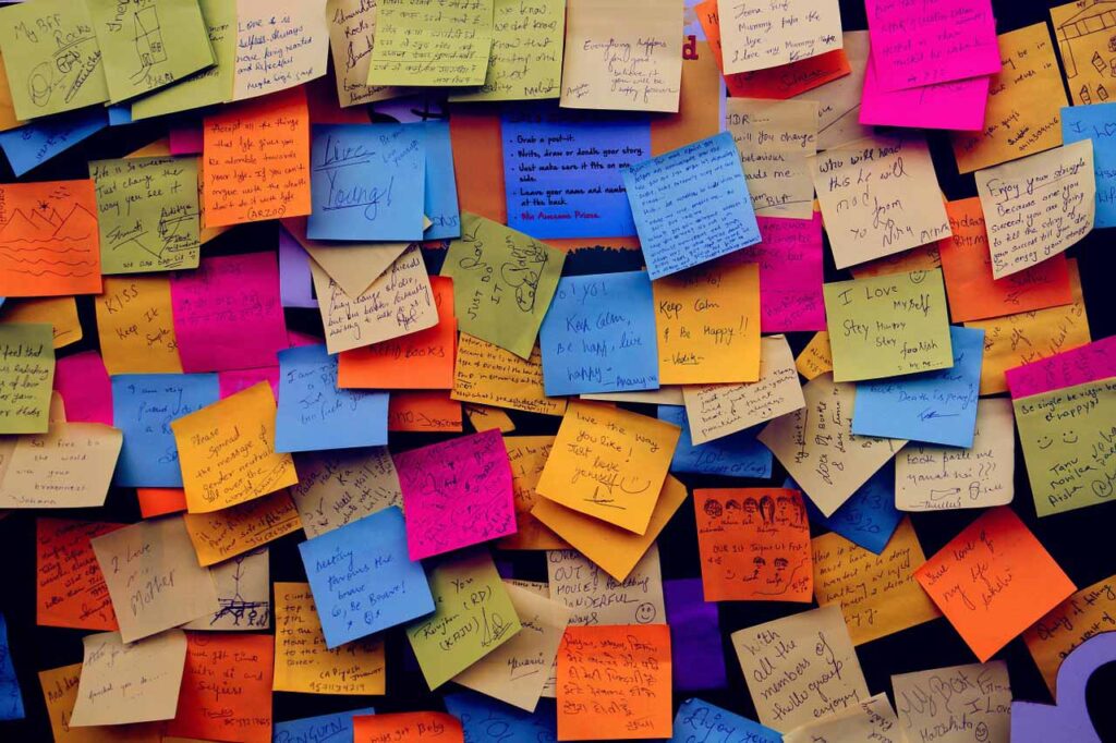 pentru un team building reusit ai nevoie de sticky notes cu yes academy organizezi imagine 1200x853